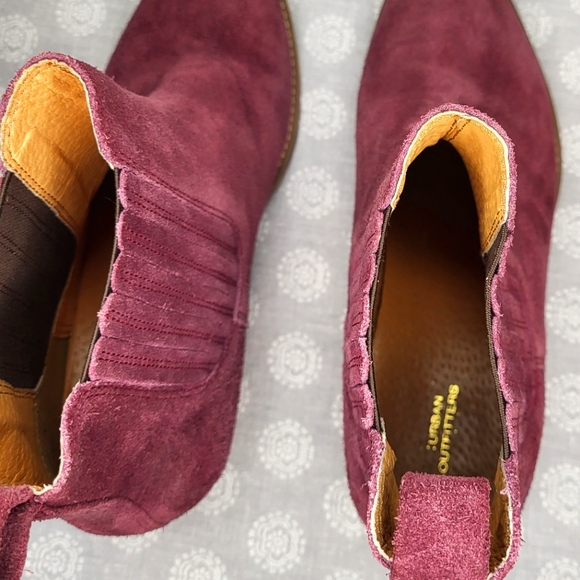 Urban Outfitters Suede Leather Ankle Boots size 3 - Picture 6 of 8